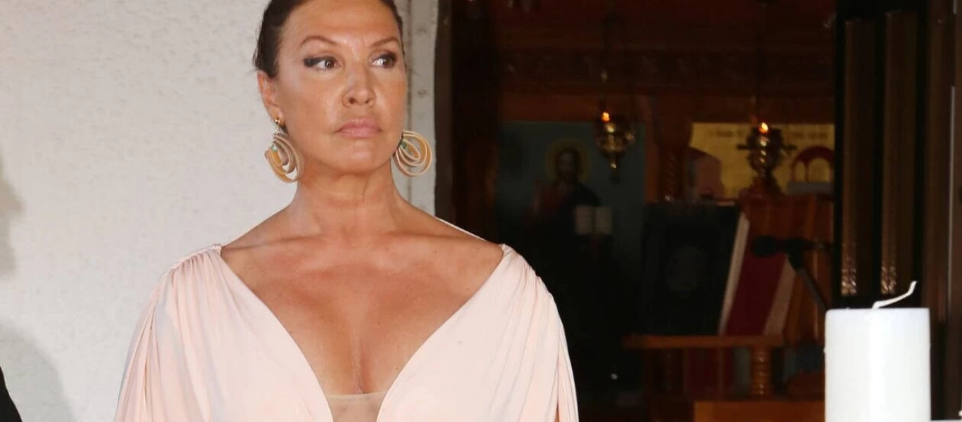 Β.Μπάρμπα: «Η Ρούλα είναι ένα κορίτσι που ξεκινήσαμε μαζί - Τη θεωρώ χορτάτη» (βίντεο)